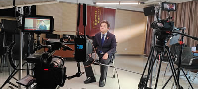 双机位拍摄访谈片的角度与位置