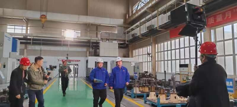 企业宣传片四大要点你知道吗?(图2) 企业最美员工宣传片拍摄2.jpg