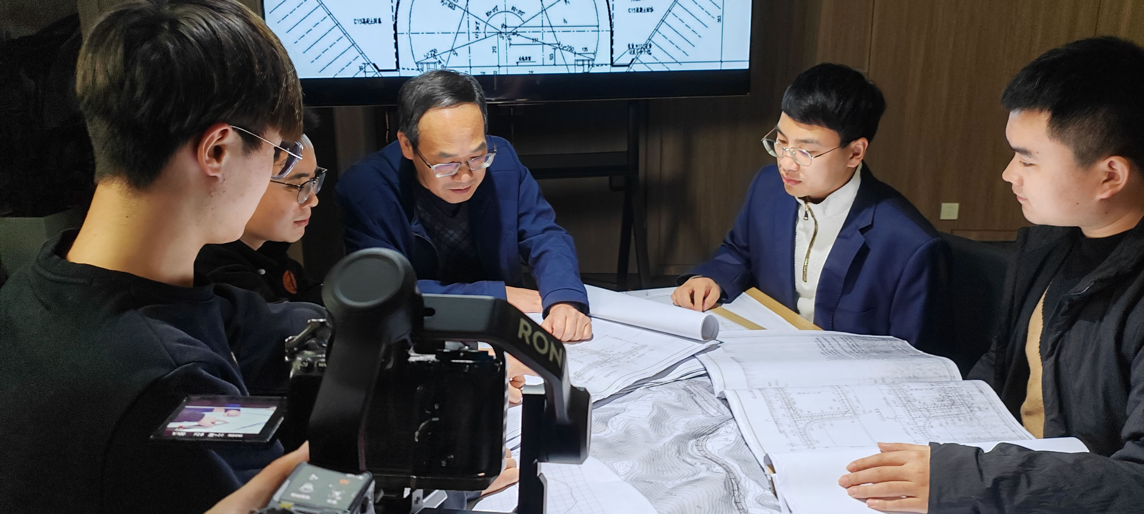 西安企业宣传片中研发团队文字怎么样创作！