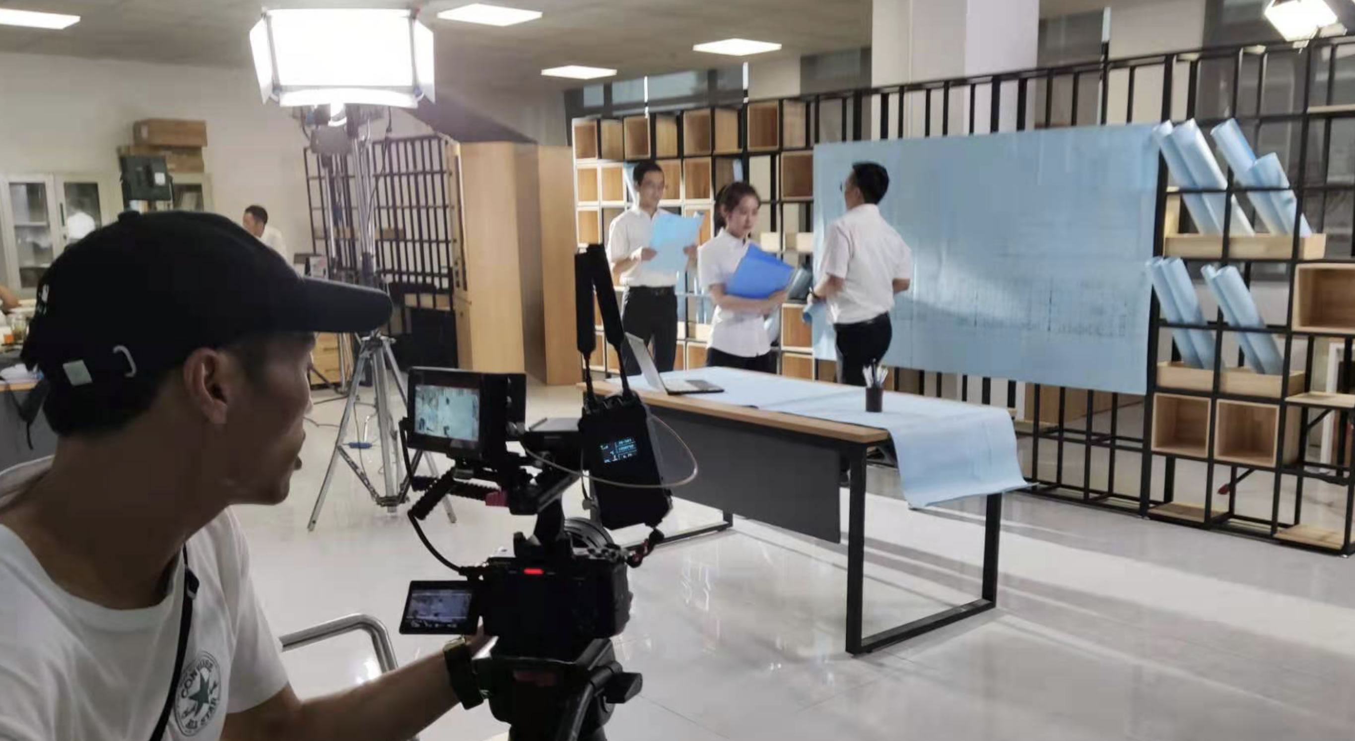 西安10年以上高端大气的企业宣传片拍摄制作公司(图2) 1313.png