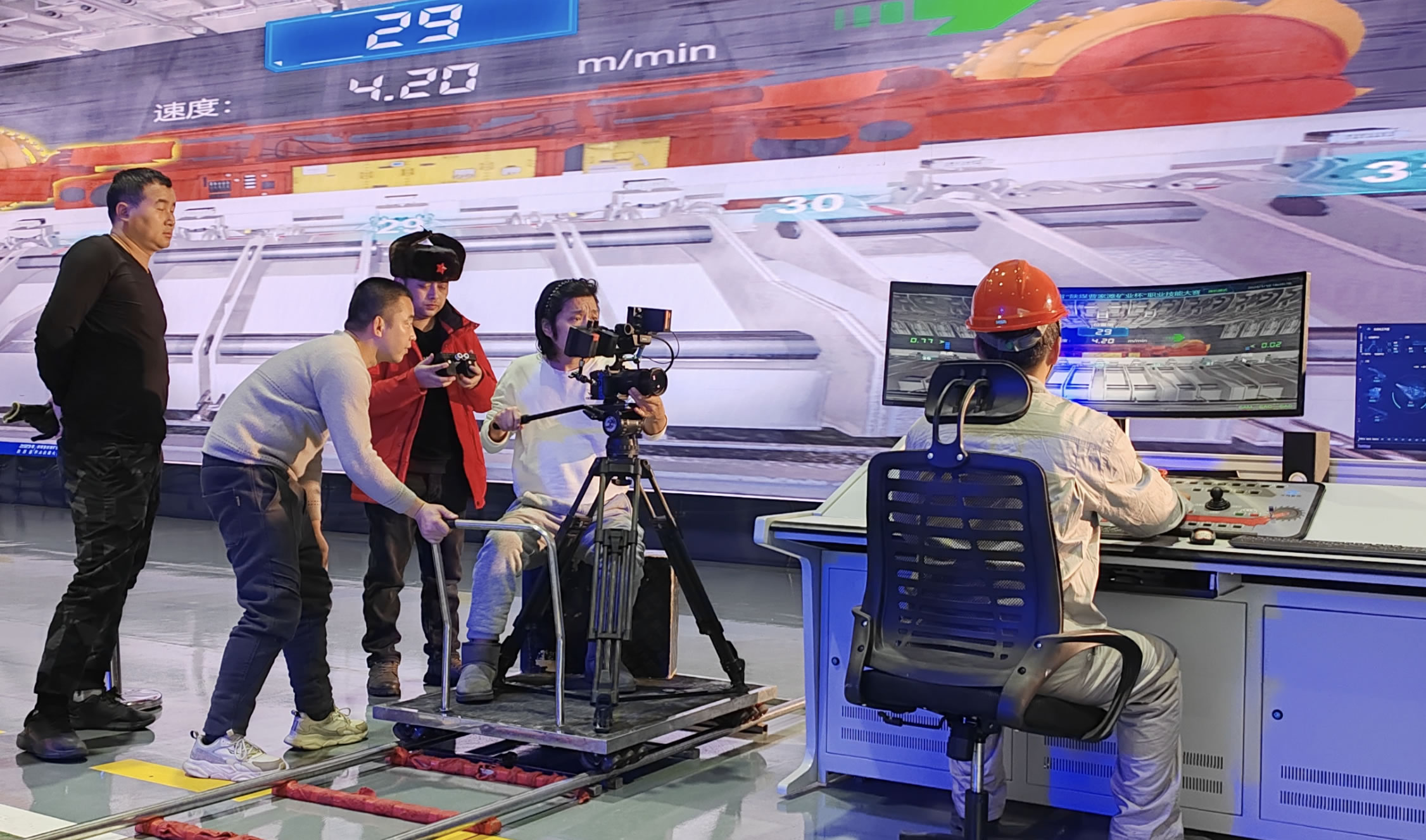 陕煤曹家滩矿业23年业绩片拍摄中《弄潮2023》(图2) 业绩片-3.png