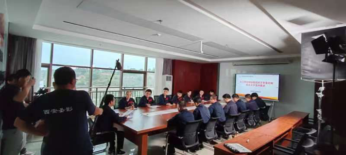 圣影向劳动者致敬 陕投集团最美员工微电影(图3) image.png