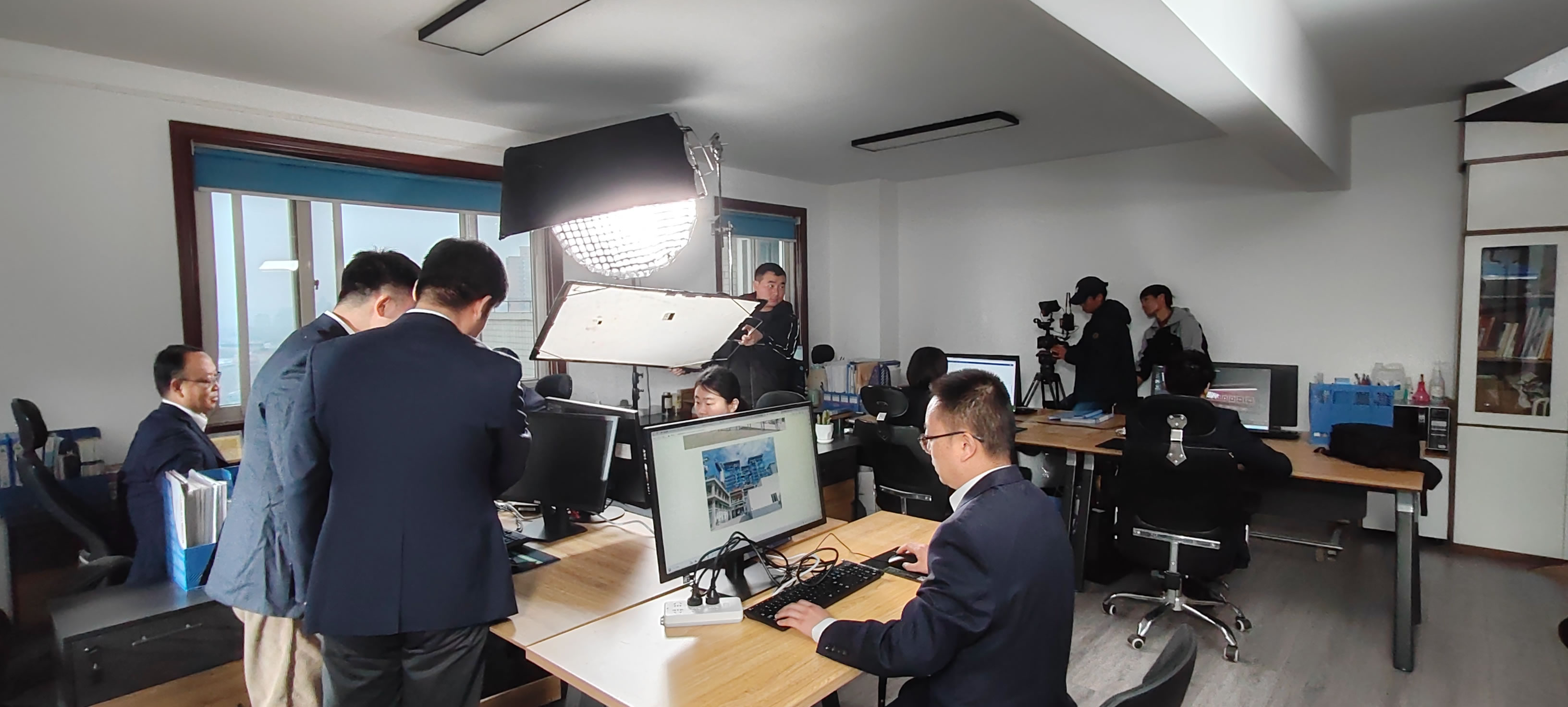 西安能源企业宣传片拍摄注意要点(图1) 221709027512_.pic_hd.jpg