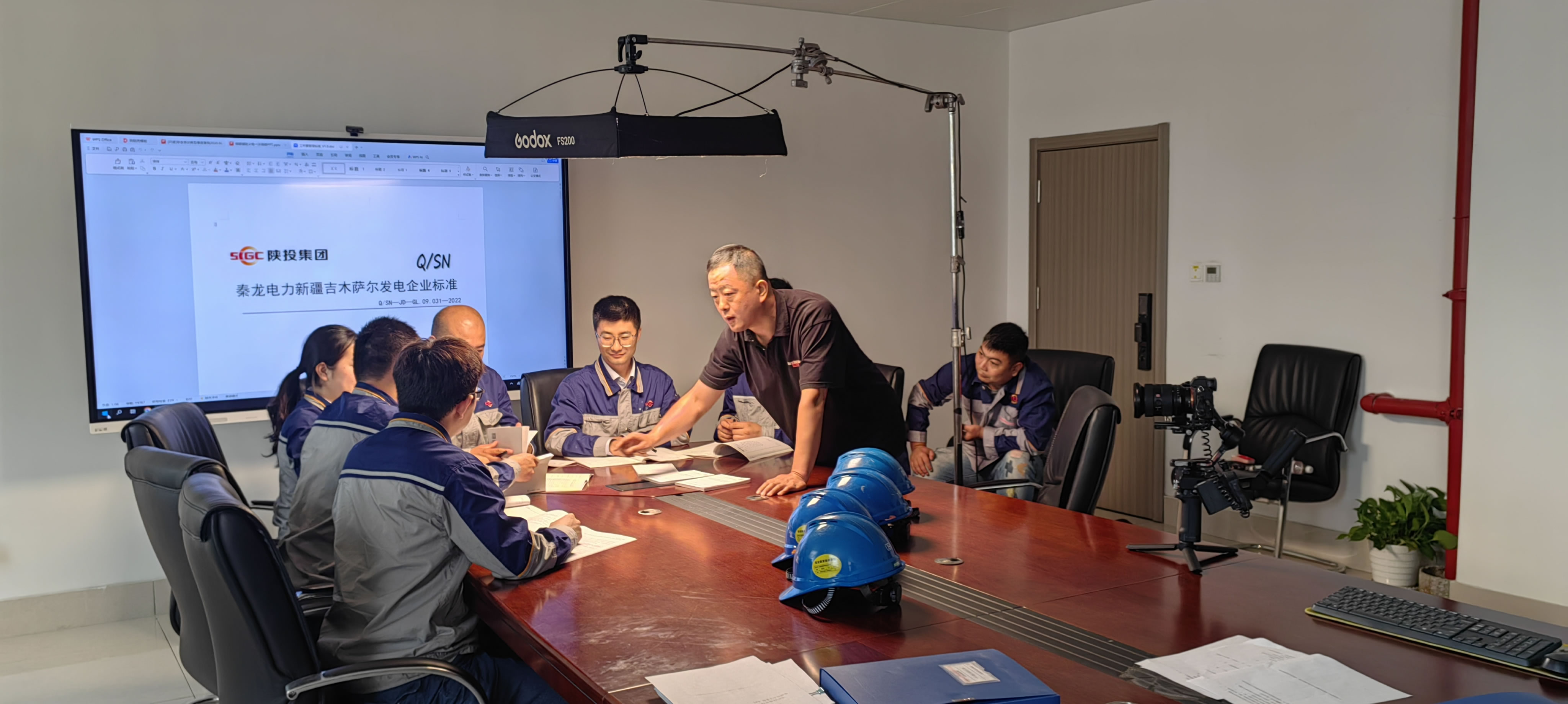 华能新疆吉木萨尔发电宣传片拍摄中