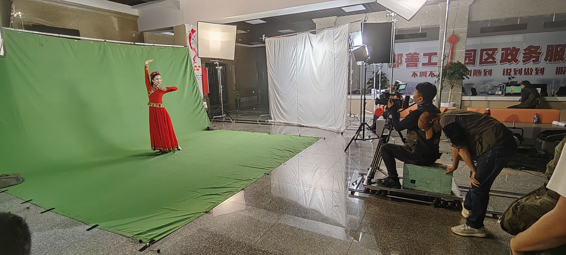 时光印记 | 中国银行110周年宣传片(图4) 1091713710971_.pic_hd.jpg