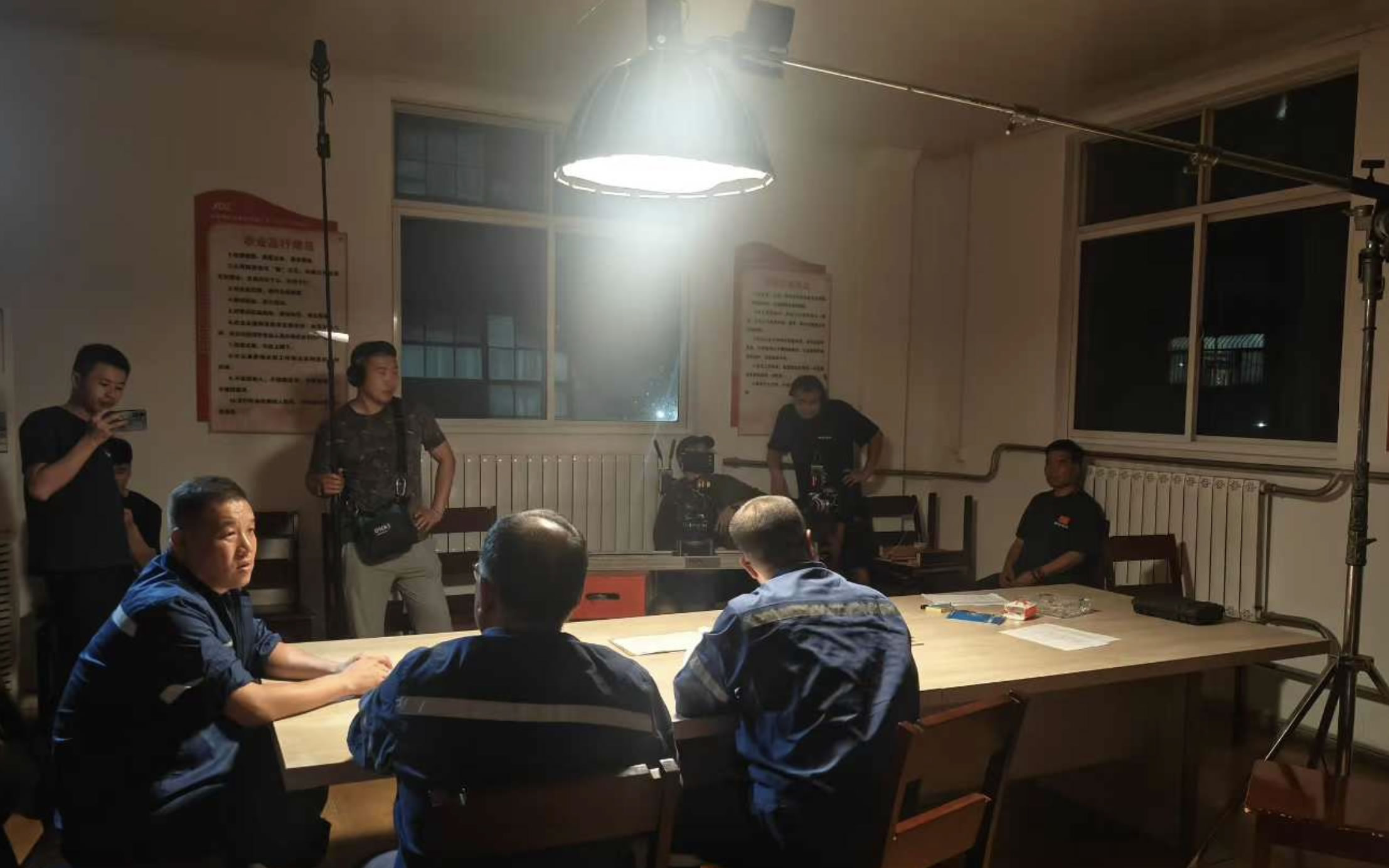 《真金见廉心》企业微电影近日正式杀青(图3) image.png